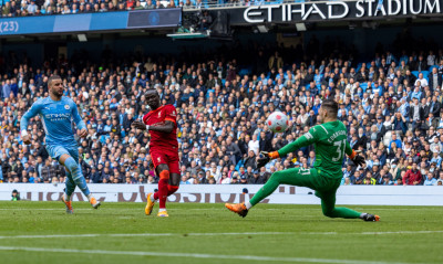 Μάντσεστερ Σίτι-Λίβερπουλ 2-2: Χωρίς νικητή η ματσάρα - Όλα ανοιχτά για τον τίτλο (videos)