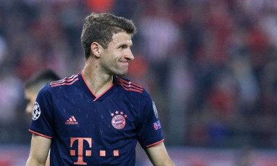 Μπάγερν Μονάχου: Η σημαία στον ιστό της - «Μένει για πάντα ο Τόμας Μίλερ»