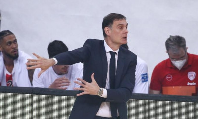 Μπαρτζώκας: «Μία νίκη δε μας δίνει τον τίτλο - Να μην ξεφύγουμε από τη φιλοσοφία μας στα playoffs»