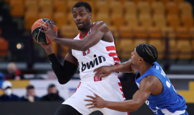 Ολυμπιακός: Στο νοσοκομείο ο Ζαν Σαρλ, δεν παίζει με Παναθηναϊκό ΟΠΑΠ