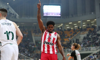 Παναθηναϊκός ΟΠΑΠ-Ολυμπιακός: Η μεγάλη εμφάνιση του ΜακΚίσικ στο ΟΑΚΑ (video)