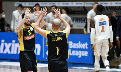 Προμηθέας-ΑΕΚ 85-89: Πήρε το ντέρμπι με νέο σόου Κολόμ!