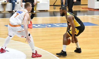 Προμηθέας-ΑΕΚ: Επιστροφή για Λάνγκφορντ μετά από έναν χρόνο (video)