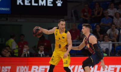 Τενερίφη: Και στα 40 θα παίζει ο Χουέρτας!