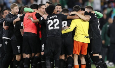 La Liga: H Έλτσε σώθηκε και «κόβει» το Champions League στην Μπέτις