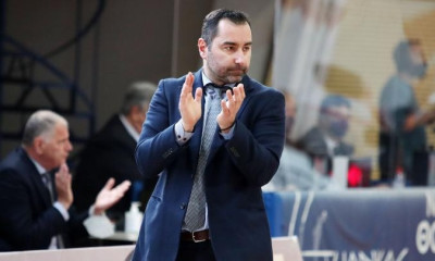 Καμπερίδης: «Θέλουμε δύο νίκες για να είμαστε ικανοποιημένοι»