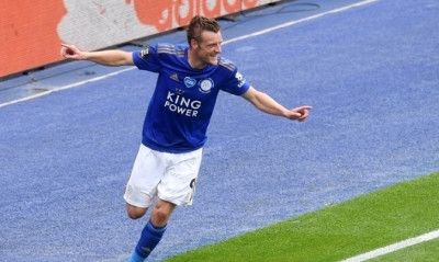 Λέστερ: Η σημαία στον ιστό της - Νέο συμβόλαιο σε Βάρντι (video)