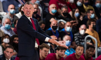 Μπαρτσελόνα-Μπάγερν Μονάχου: Ξέσπασε στους διαιτητές ο Γιασικεβίτσιους και δέχθηκε τεχνική ποινή