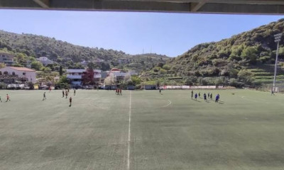 Αδιανόητα επεισόδια σε αγώνα τοπικού (video)