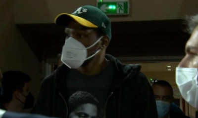 Μονακό-Ολυμπιακός: Έφτασε και βλέπει τη μάχη ο Ντουράντ (video)