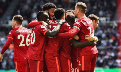 Premier League: Πέρασε από την Νιούκαστλ και περιμένει η Λίβερπουλ (videos)