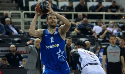 Ιωνικός: Ο Μαυροκεφαλίδης στο «κλαμπ» των «350άρηδων»