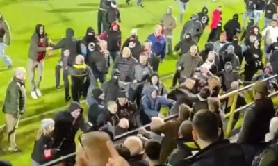 Άγρια επεισόδια μετά τα play offs - Μάχες σώμα με σώμα χωρίς Αστυνομία (video)