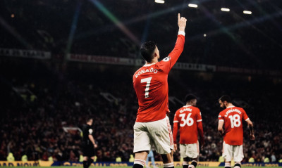 Premier League: Επέστρεψε στις νίκες με τριάρα η Γιουνάιτεντ