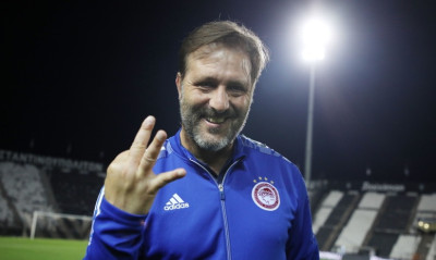 Ολυμπιακός: Έδειξε «τρία» ο Μαρτίνς στην Τούμπα (photos)