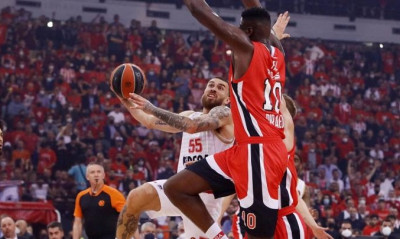 Τζέιμς: «Ήμασταν δίχως αμφιβολία μία από τις τέσσερις καλύτερες ομάδες της Euroleague»