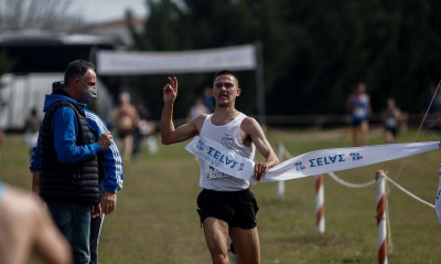 Στίβος: Αναγνώστου και Γκούρλιας ξεχωρίζουν στο Πανελλήνιο Πρωτάθλημα 10.000 μ.