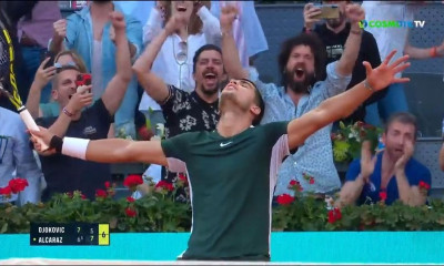 Μετά τον Ναδάλ, έριξε στο καναβάτσο και τον Τζόκοβιτς ο Αλκαράθ και περιμένει... Τσιτσιπά (videos)