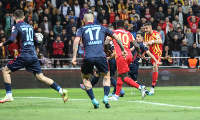 Σκόραρε ο Μπακασέτας, αποκλείστηκε η Τραμπζονσπορ - Στον τελικό η Καϊσερίσπορ του Κολοβέτσιου