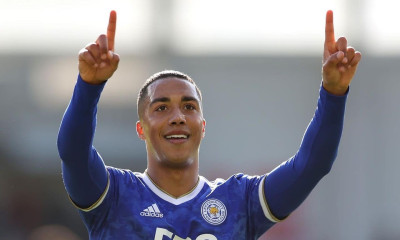 Λέστερ: Νέο «άκυρο» από Τίλεμανς που θέλει Άρσεναλ - Η απάντηση με ταλέντο της Μπριζ