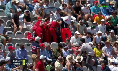 Τσιτσιπάς: Φίλαθλος αισθάνθηκε αδιαθεσία στο ματς – Ο διαιτητής έδωσε νερά (video)