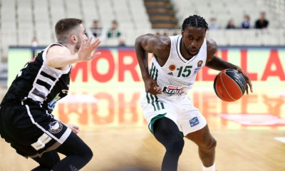 Ουάιτ: «Νίκη με τον Ηρακλή για να μπούμε δυνατά στα playoffs»