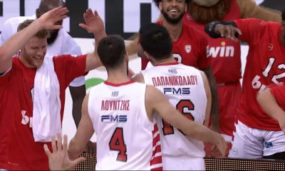 Ολυμπιακός-Κολοσσός: Buzzer beater από τον Παπανικολάου - «Τρελάθηκαν» οι συμπαίκτες του