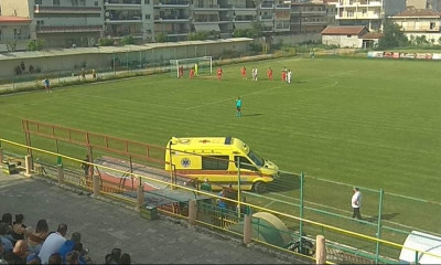 Μπαράζ πρωταθλητών ΕΠΣ: Τρόμαξαν με παίκτη που έχασε τις αισθήσεις του (photos+videos)