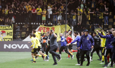 Μπούργος: «Πίστεψα στους παίκτες, ταυτίζομαι με τον κόσμο του Άρη»