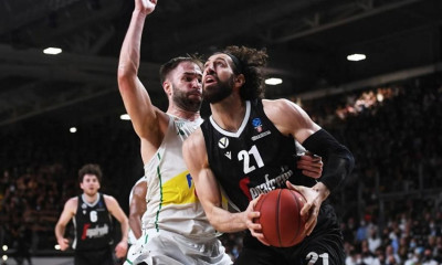 Σενγκέλια: Θέλει συμβόλαιο στο ΝΒΑ!