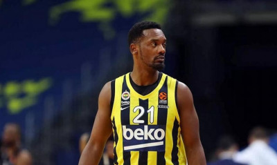 Φενέρμπαχτσε: Ζημιά με Πιέρ