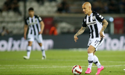 ΠΑΟΚ: Ρουμανικές σειρήνες για Μιτρίτσα και Βαρέλα