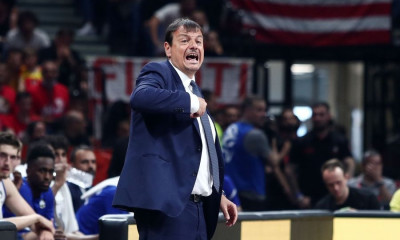 Ολυμπιακός-Αναντολού Εφές: «Καρφιά» Αταμάν για τη διαιτησία στο ημίχρονο