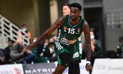 Ουάιτ: «Πάμε δυνατά, να πετύχουμε τον μεγάλο μας στόχο»