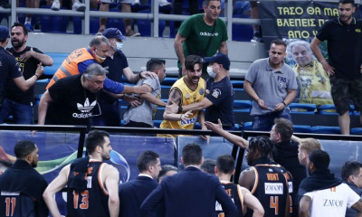 Μεγάλη ένταση στο ΑΕΚ-Προμηθέας μετά από buzzer beater και έξαλλο πανηγυρισμό του Αγραβάνη