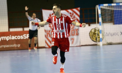 Πρωταθλητής ο  Ολυμπιακός/Όμιλος Ξυνή στην Handball Premier - Λύγισε την ΑΕΚ στην ντερμπάρα