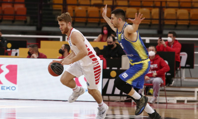 Basket League: Στη «μάχη» των πλέι οφ ο Ολυμπιακός - «Αίμα και άμμος» στην Πάτρα