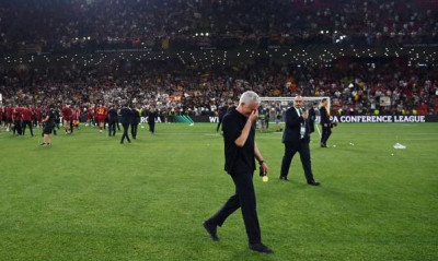 Συγκλονιστικός Μουρίνιο: Τα δάκρυα μετά τον 5ο ευρωπαϊκό του τίτλο (video+photos)