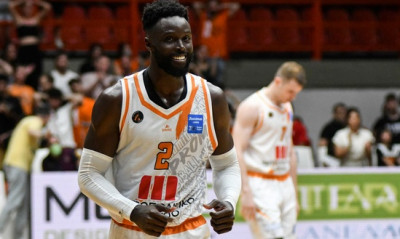 Προμηθέας: Ο Γκραντ την κορυφαία επίδοση επιθετικών ριμπάουντ στην ιστορία του Προμηθέα