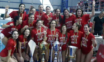 Πόλο γυναικών: Πρωταθλητής για ένατη σερί φορά και τρεμπλ ο Ολυμπιακός