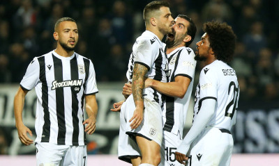 ΠΑΟΚ: Προτάσεις παραμονής σε Κρέσπο, Μπίσεσβαρ – Το μήνυμα του Βιεϊρίνια στη φιέστα των γυναικών