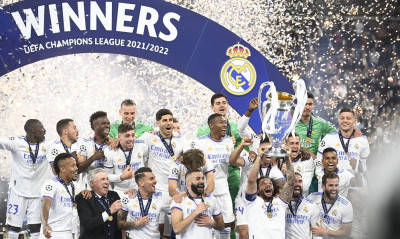 Τελικός Champions League - Λίβερπουλ-Ρέαλ Μαδρίτης: Η απονομή στη «Βασίλισσα» για το 14ο (video)