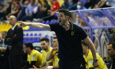 ΑΕΚ: Συνεχίζει με Αλβανό