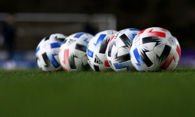 Μπαράζ ανόδου στη Γ' Εθνική: Μπάχαλο στην Καλαμάτα - Με μία ώρα καθυστέρηση η σέντρα