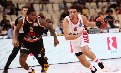 Λαρεντζάκης: «Δεν χαλαρώσαμε, θα αντιδράσει στο δεύτερο παιχνίδι ο Προμηθέας»