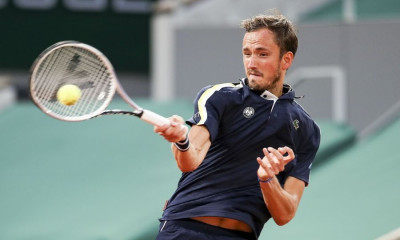 Roland Garros: Θύμα έκπληξης και ο Μεντβέντεφ - Τα ζευγάρια των προημιτελικών