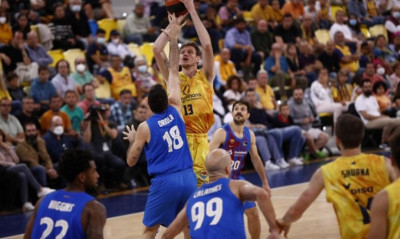 Γκραν Κανάρια: Αποχωρεί ο Πουστοβόι