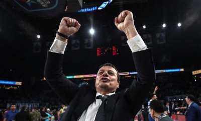 Αταμάν: Ζήτησε να χειροκροτήσουν τον Πιστιόλη!