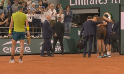 Roland Garros: Σοκ με Ζβέρεφ, αποχώρησε με καροτσάκι - Στον τελικό ο Ναδάλ
