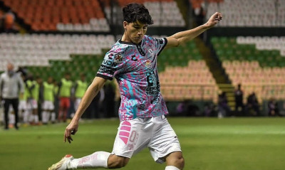 «Μάχη ΠΑΟΚ και Αϊντχόφεν για τον Άλβαρεζ»